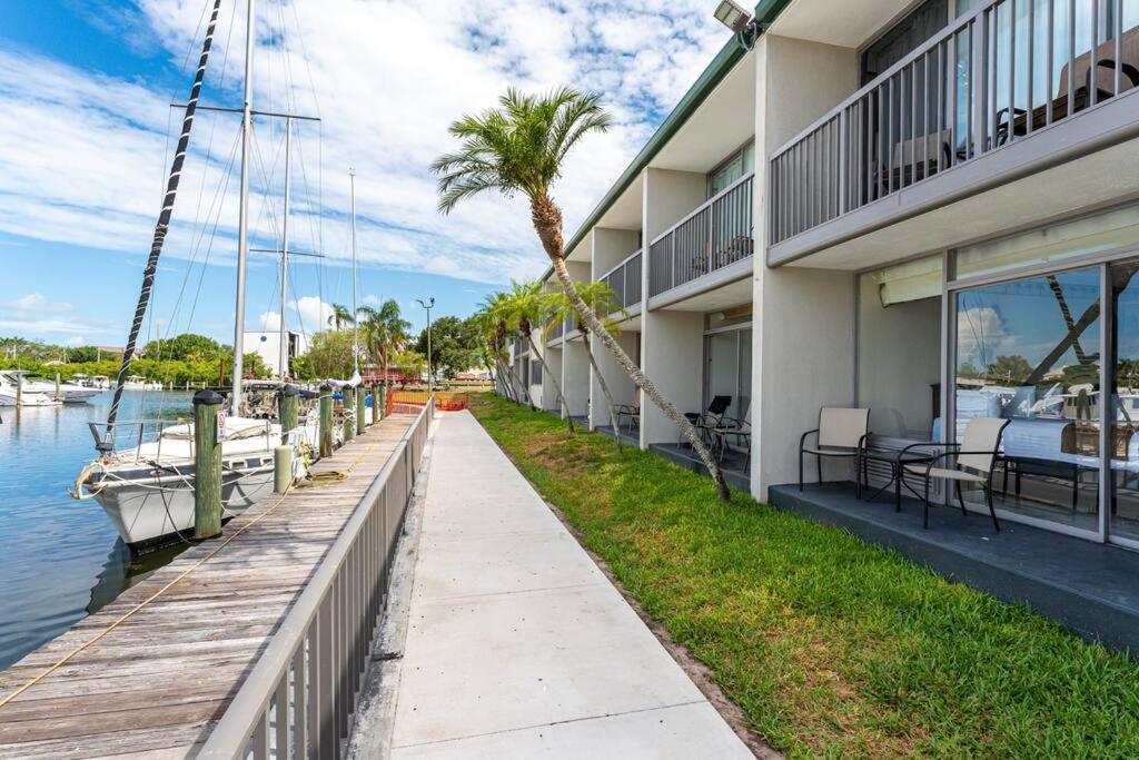 Appartamento Waterfront, Pool, Tiki Bar & Grill, Gym, Location! Sarasota